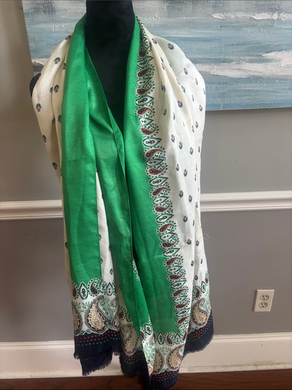 Talbots Vibrant Green & Cream Paisley Oblong Scarf with Navy Fringed Trim